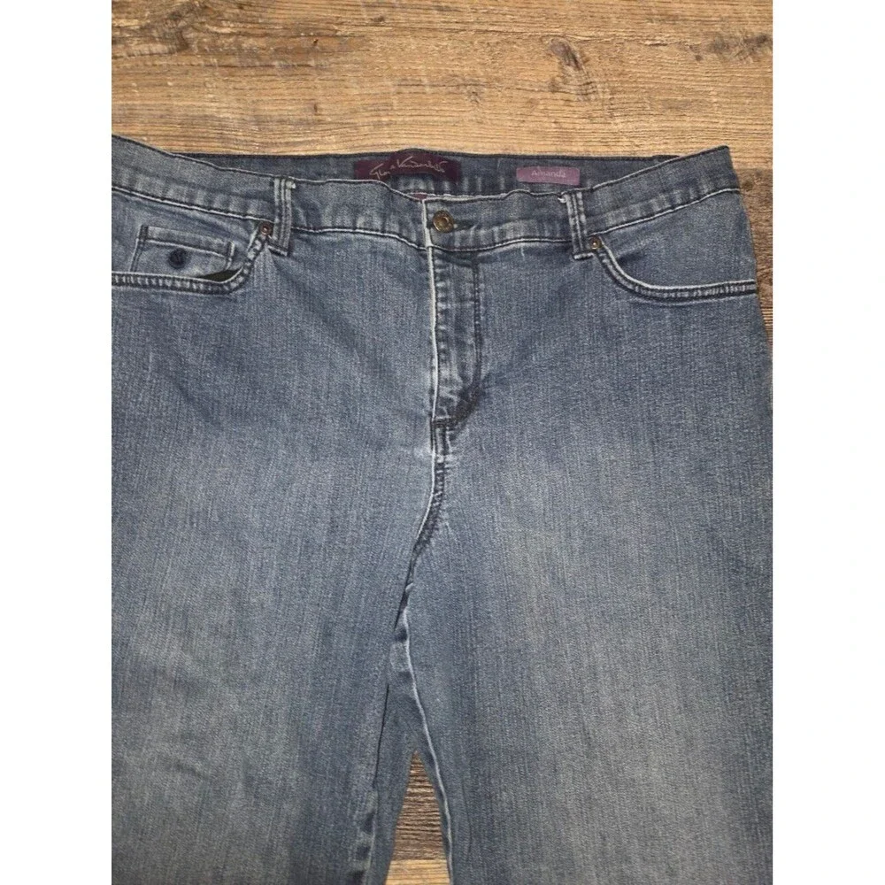 Gloria Vanderbilt Amanda Straight Leg Size 18W Plus Cropped Jeans